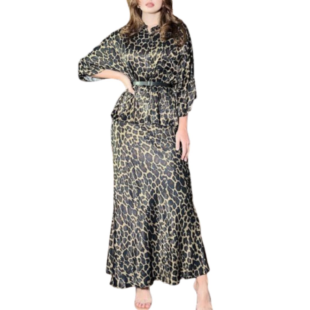 Langes Leo Kleid